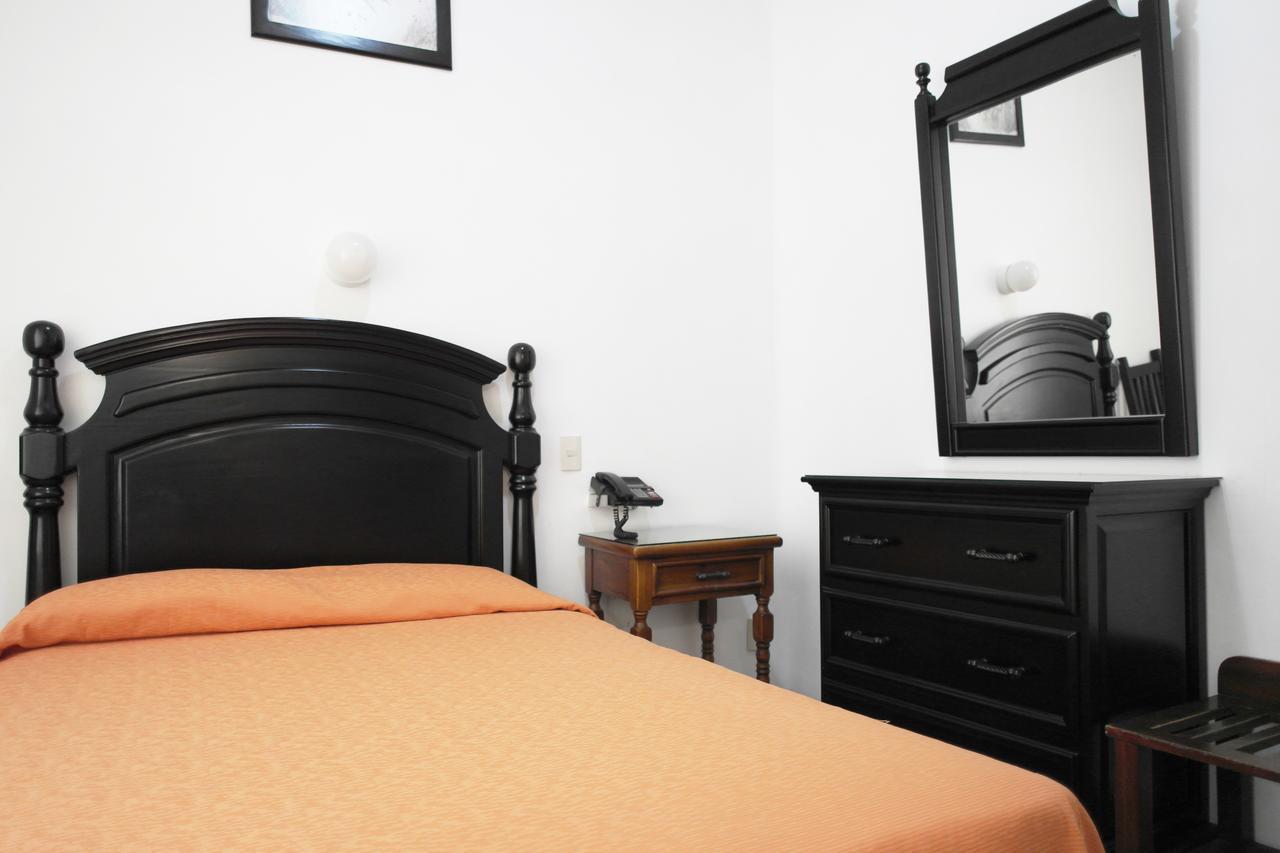 Hotel De Los Banos Pachuca Zewnętrze zdjęcie